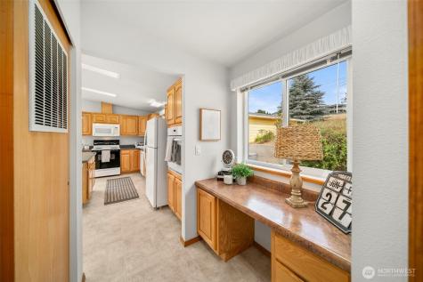756 Totem Pole Road Manson WA 98831