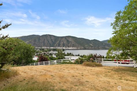 756 Totem Pole Road Manson WA 98831