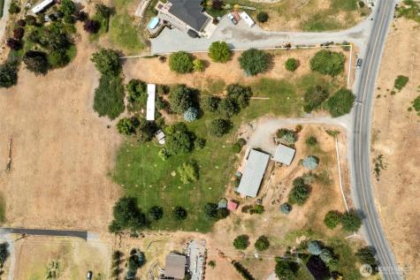 756 Totem Pole Road Manson WA 98831