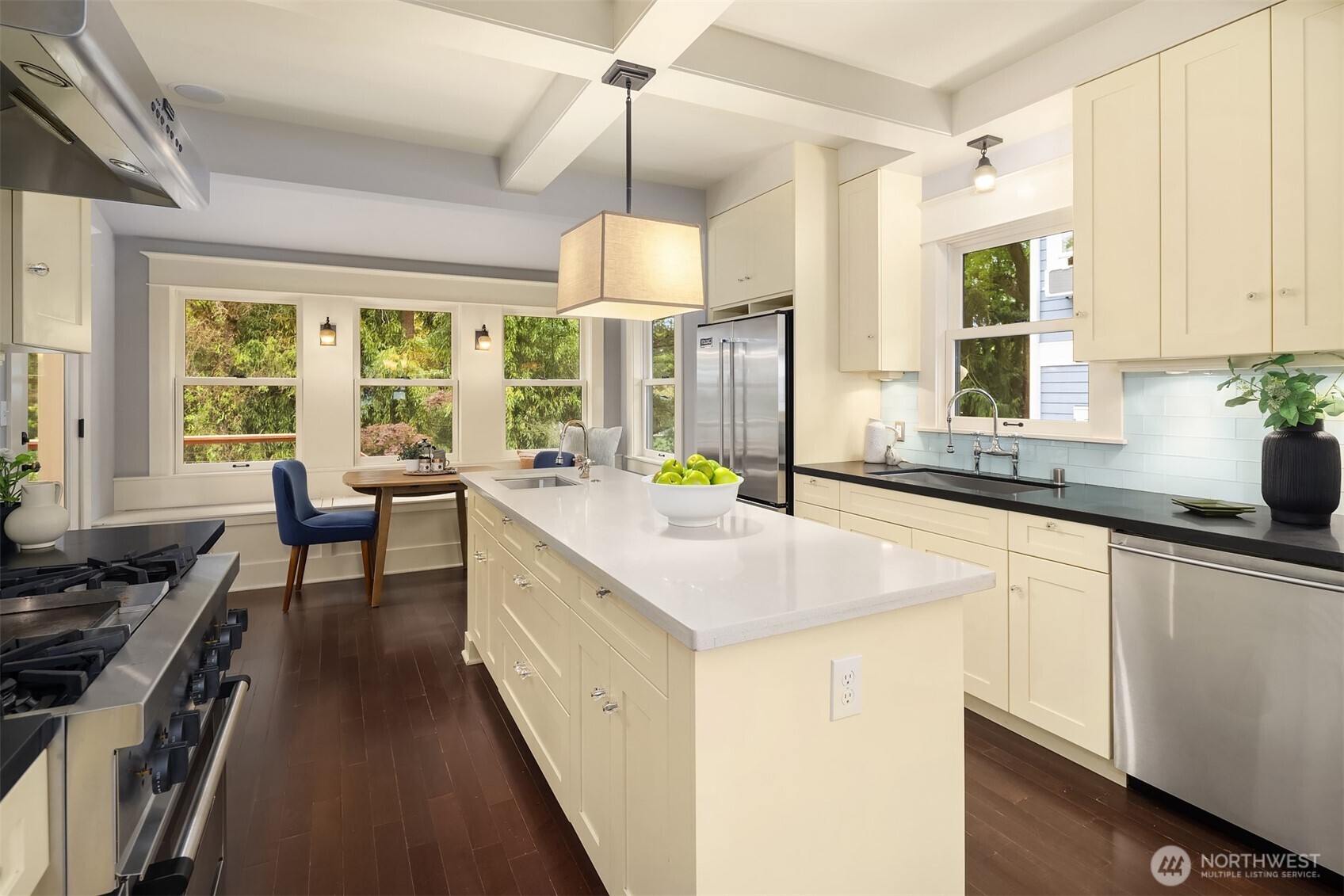 4018 2nd Avenue NE Seattle WA 98105