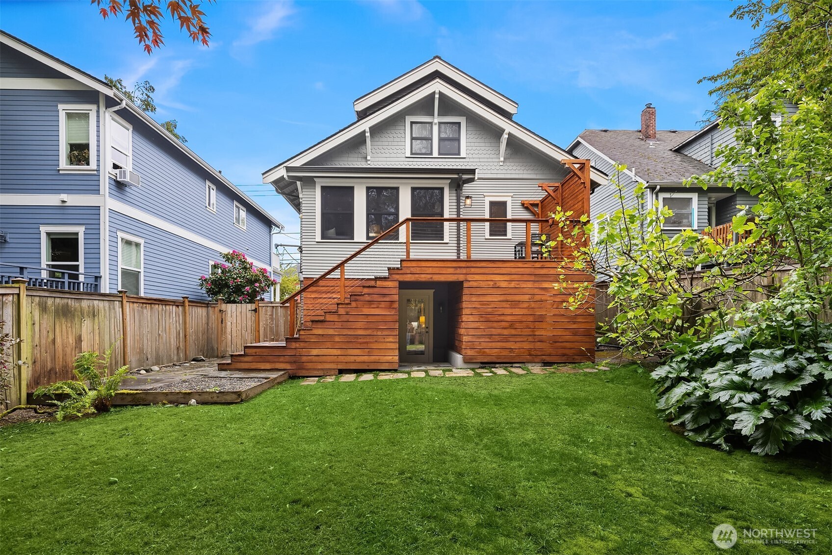 4018 2nd Avenue NE Seattle WA 98105