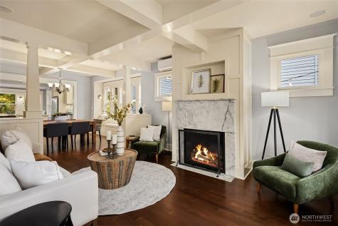 4018 2nd Avenue NE Seattle WA 98105