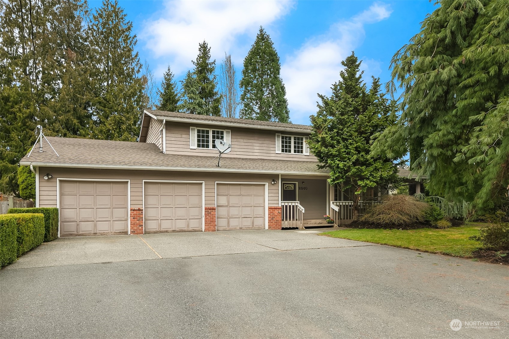 2540 Ne 92nd Street Seattle WA 98115