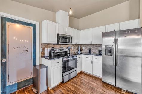 10313 School Land Road SW Rochester WA 98579