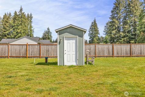 10313 School Land Road SW Rochester WA 98579