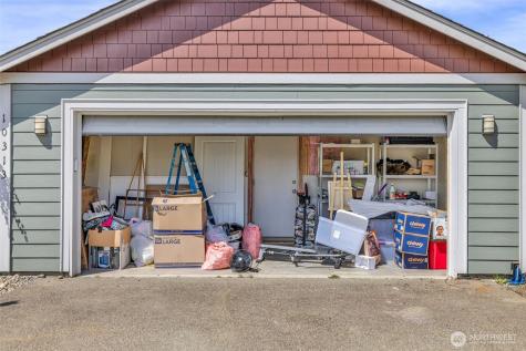 10313 School Land Road SW Rochester WA 98579