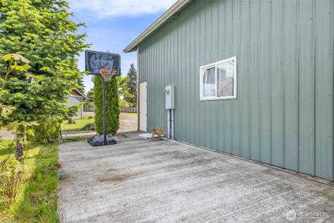 10313 School Land Road SW Rochester WA 98579