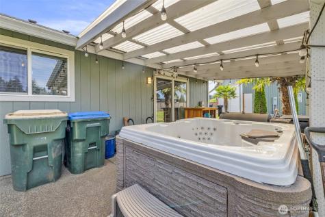 10313 School Land Road SW Rochester WA 98579