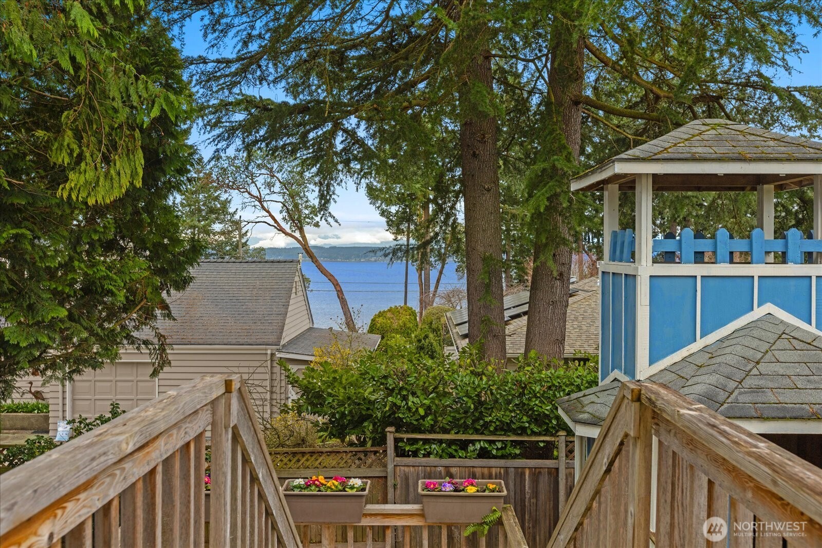 19055 21st Avenue NW Shoreline WA 98177