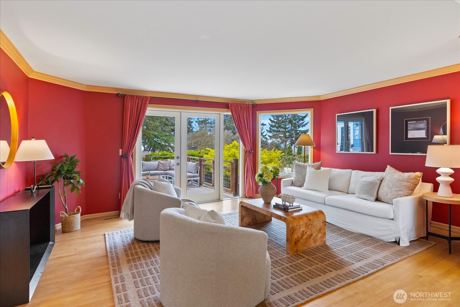 19055 21st Avenue NW Shoreline WA 98177