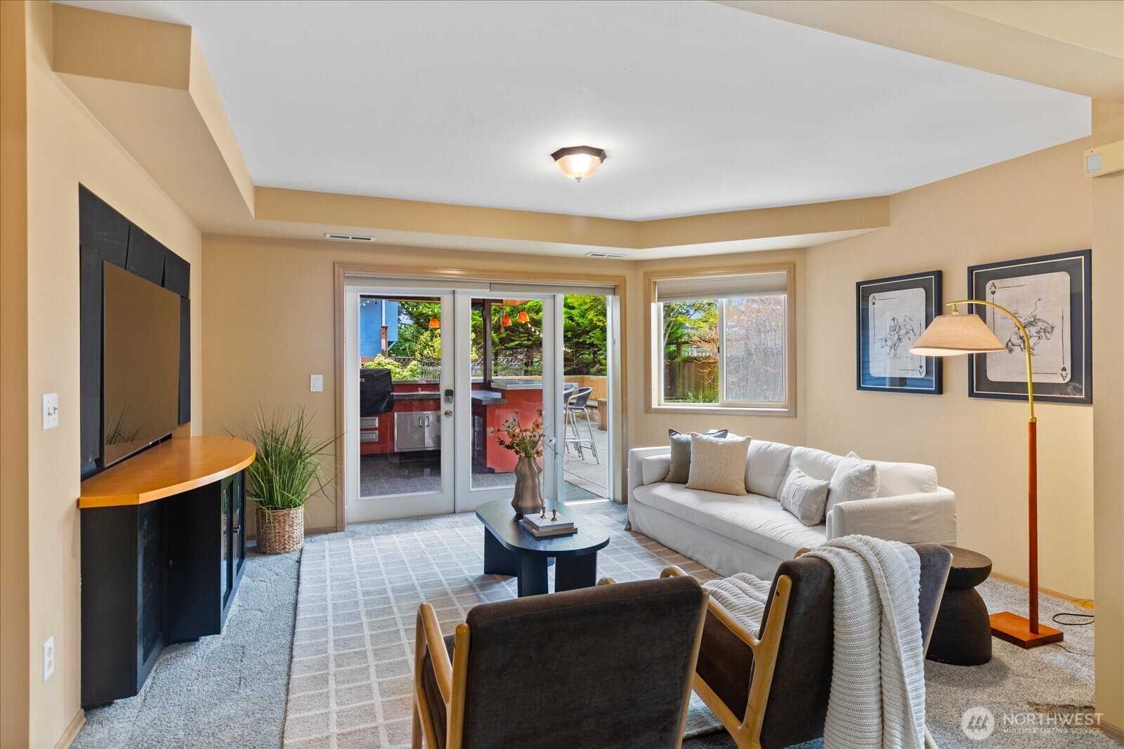 19055 21st Avenue NW Shoreline WA 98177
