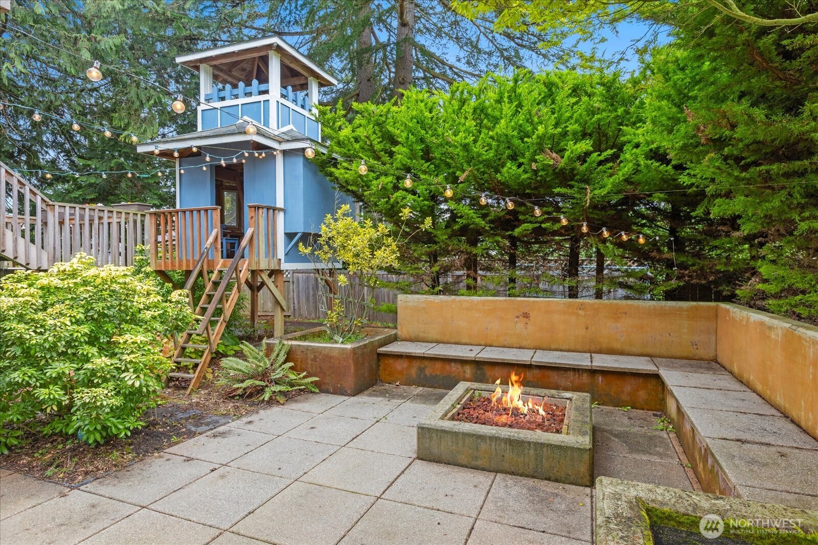 19055 21st Avenue NW Shoreline WA 98177