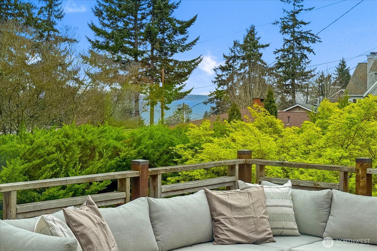 19055 21st Avenue NW Shoreline WA 98177