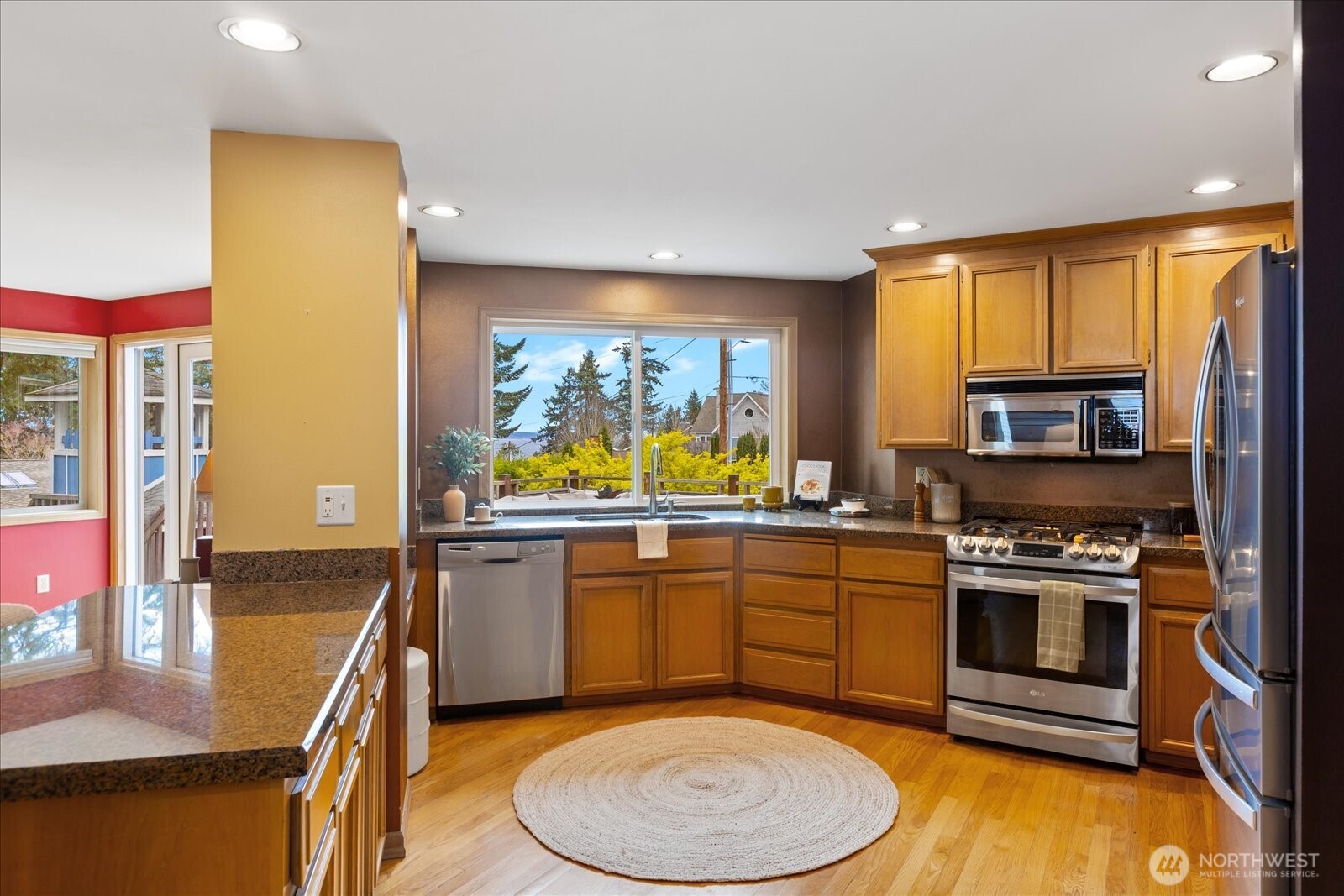 19055 21st Avenue NW Shoreline WA 98177