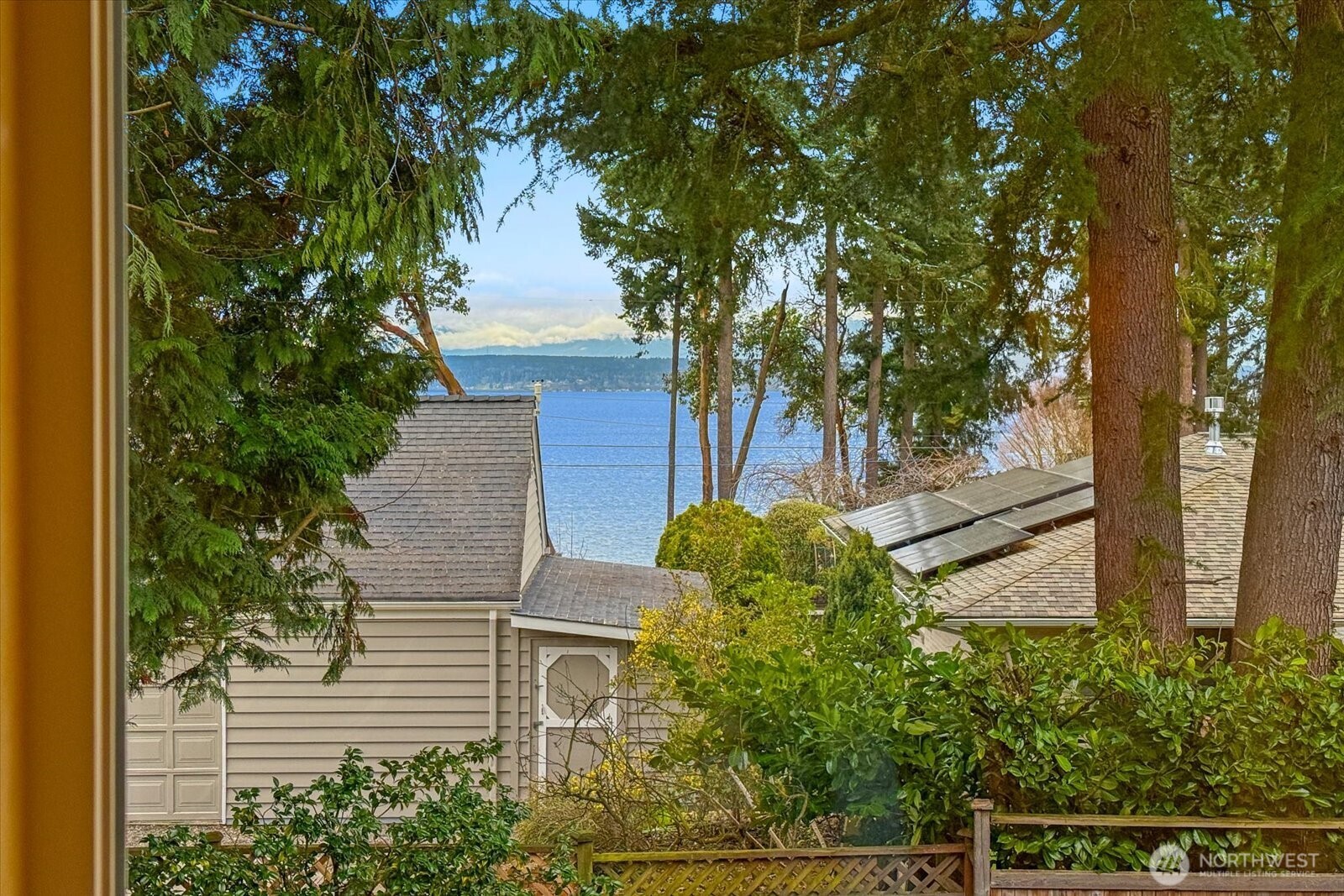 19055 21st Avenue NW Shoreline WA 98177
