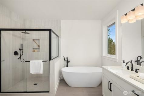 404 Edmonds Ave NE Renton WA 98056
