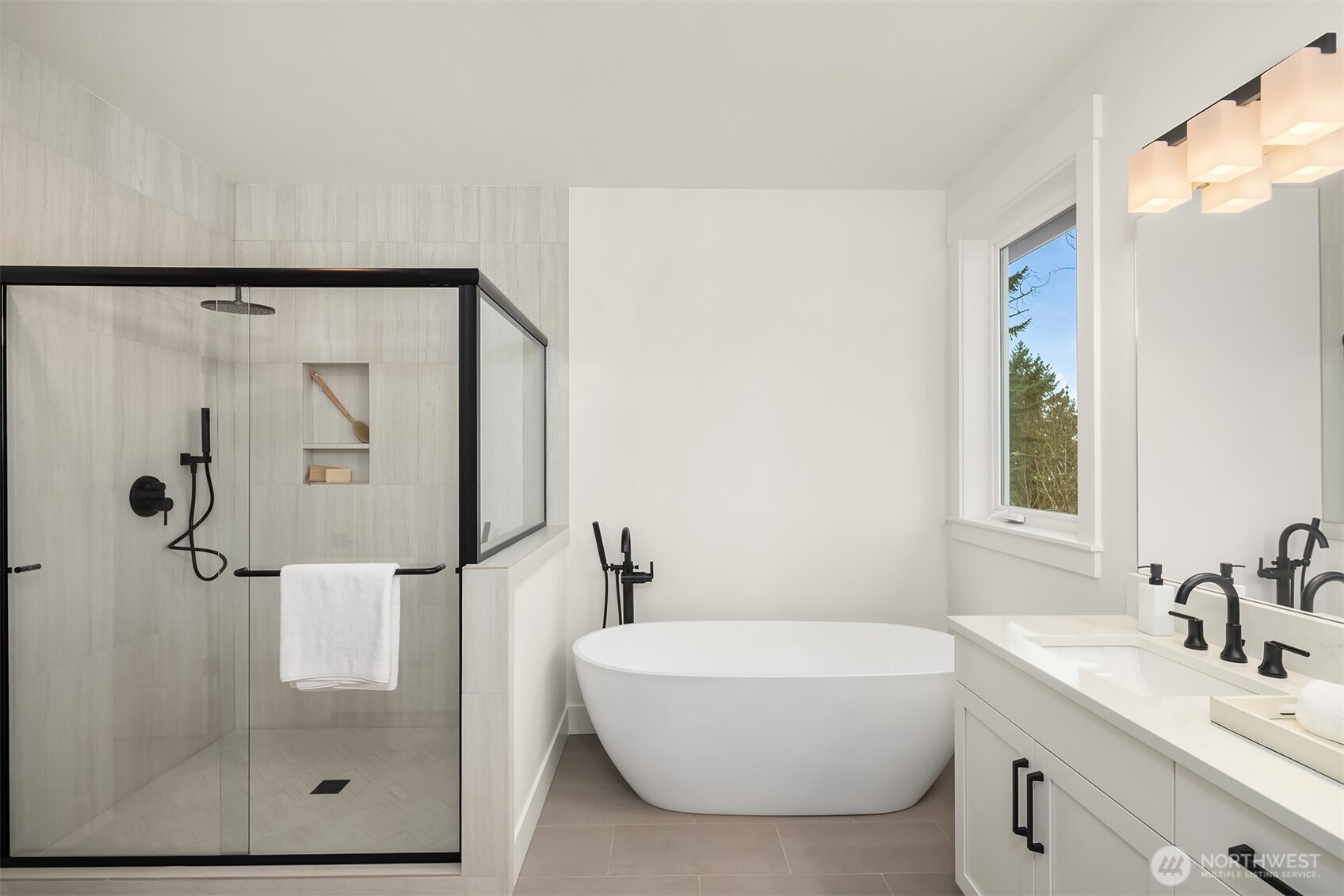 404 Edmonds Ave NE Renton WA 98056
