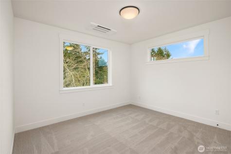 404 Edmonds Ave NE Renton WA 98056