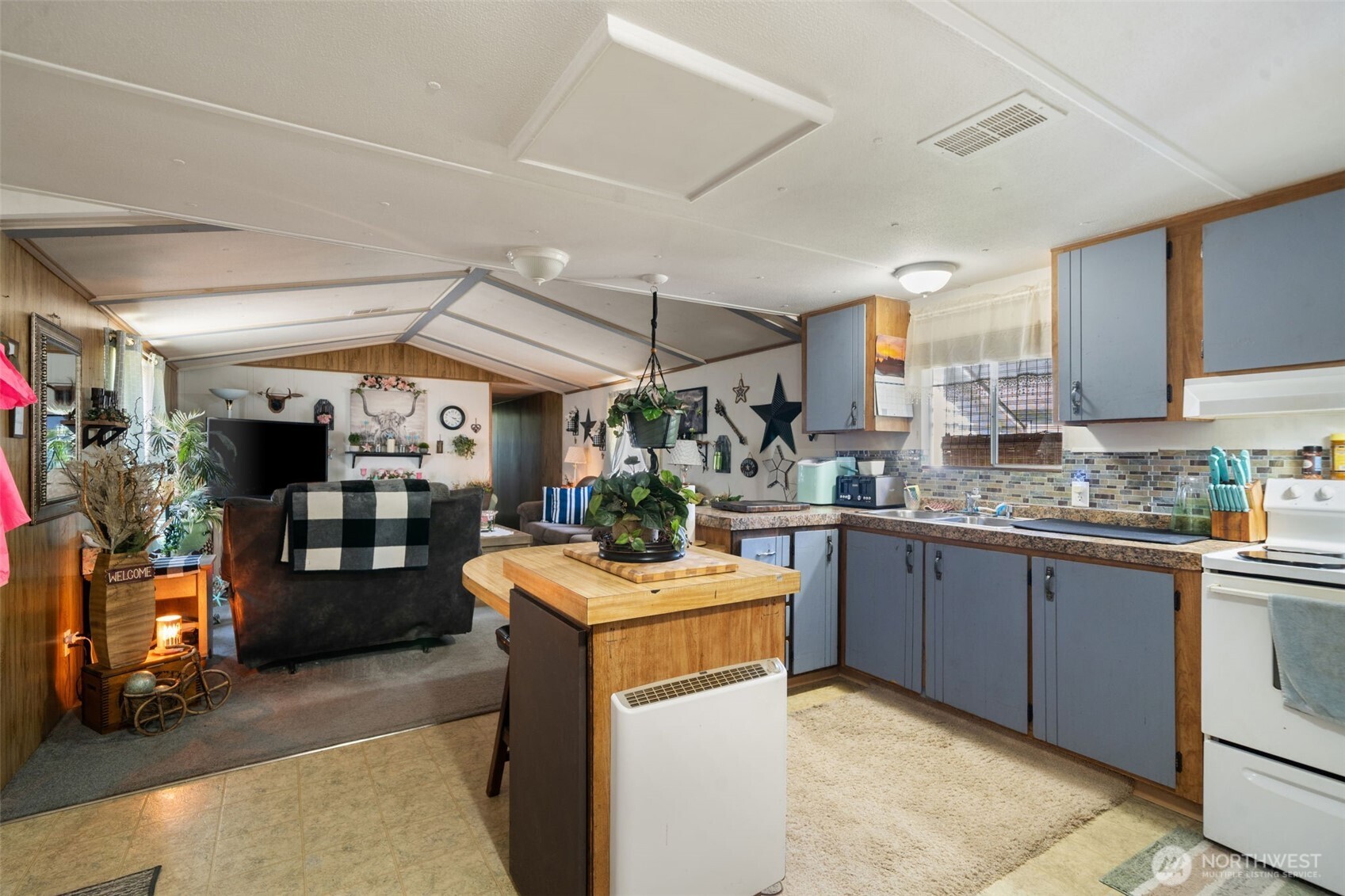 1239 W Birch Street Shelton WA 98584