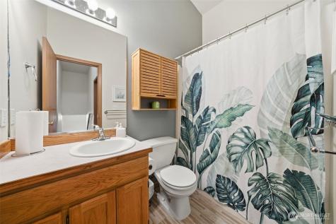 15715 44th Avenue Ct E Tacoma WA 98446