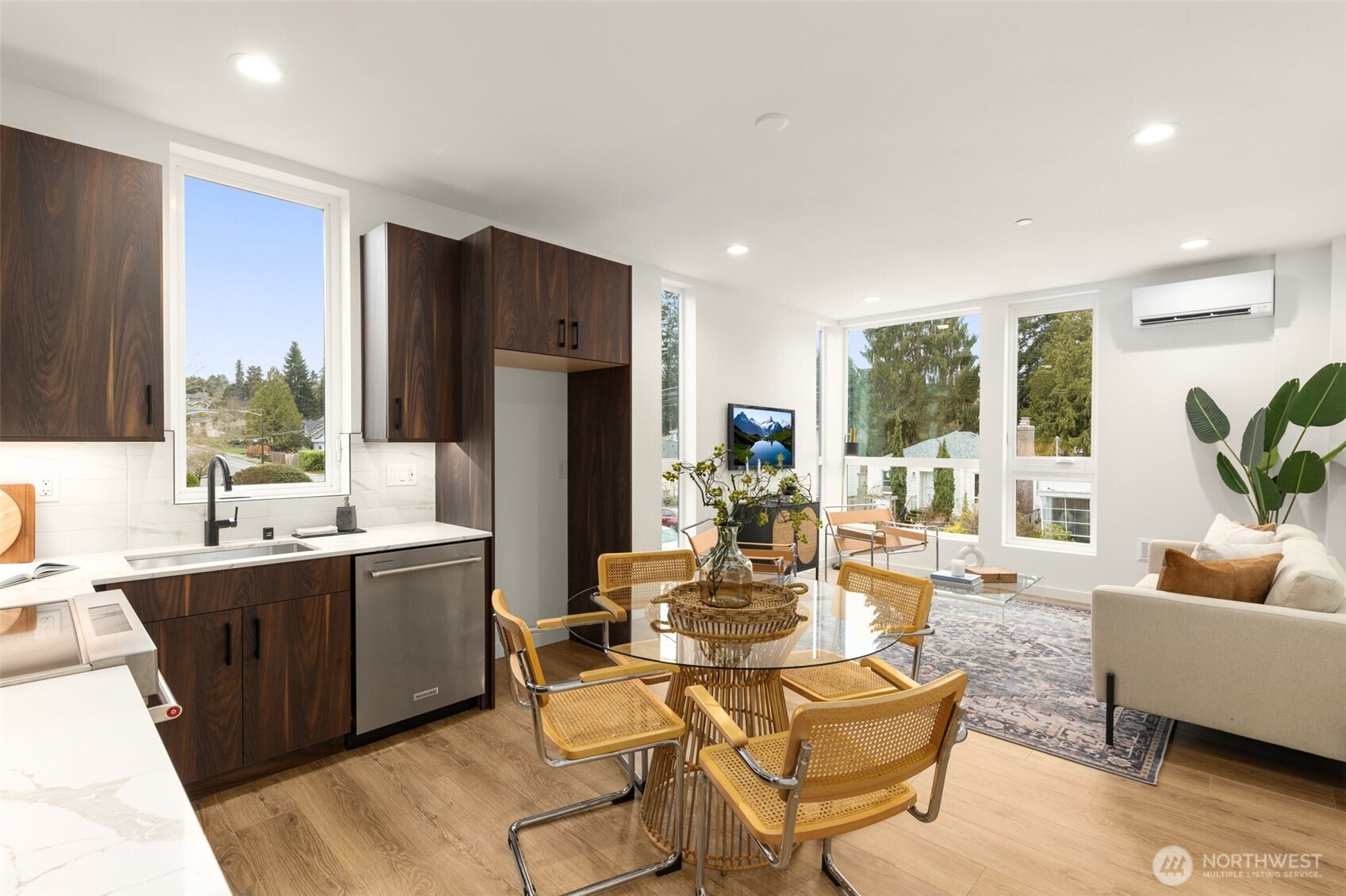4406 50th Avenue S Seattle WA 98118