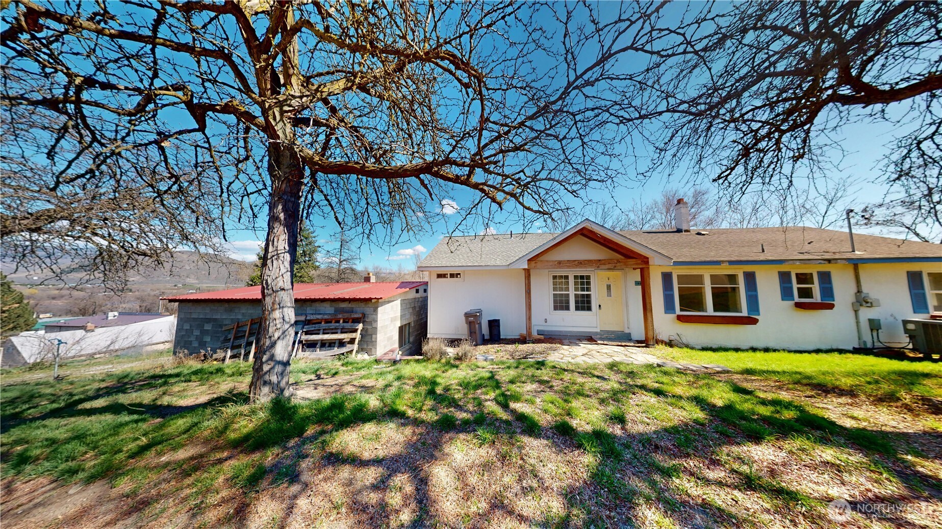 1803 Juniper Oroville WA 98844