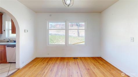 1803 Juniper Oroville WA 98844