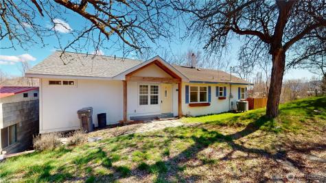 1803 Juniper Oroville WA 98844