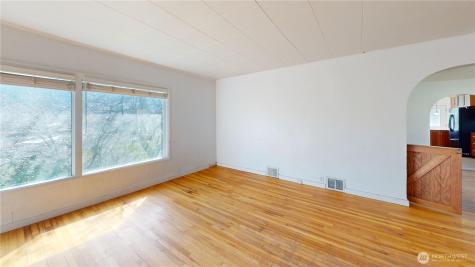 1803 Juniper Oroville WA 98844