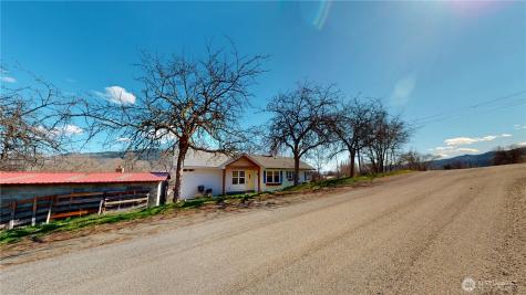 1803 Juniper Oroville WA 98844