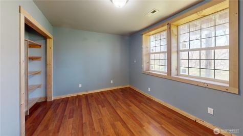 1803 Juniper Oroville WA 98844
