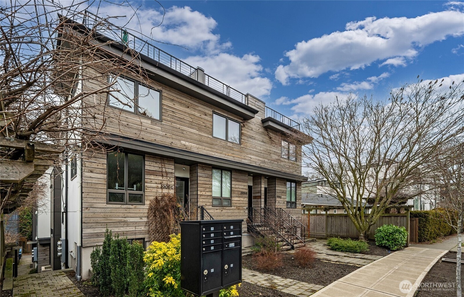 3310 W Government Way Seattle WA 98199