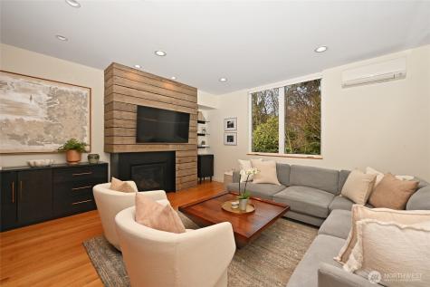 3310 W Government Way Seattle WA 98199