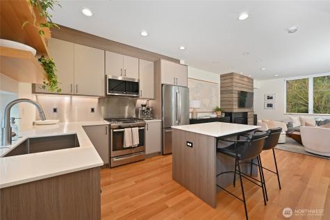 3310 W Government Way Seattle WA 98199
