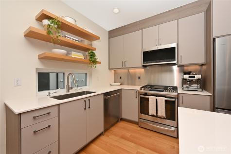 3310 W Government Way Seattle WA 98199