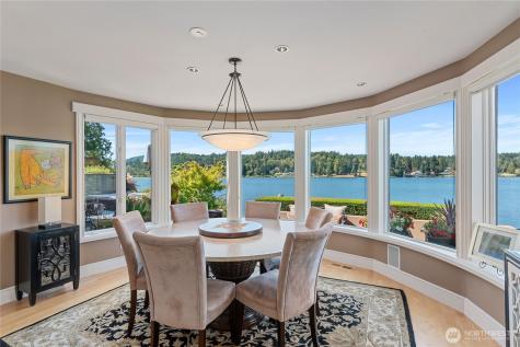 1303 Lakehurst Drive Bremerton WA 98312