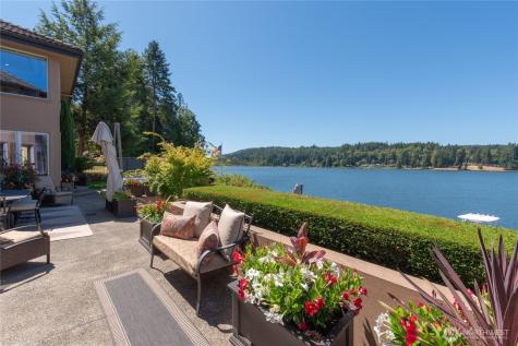 1303 Lakehurst Drive Bremerton WA 98312