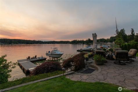 1303 Lakehurst Drive Bremerton WA 98312