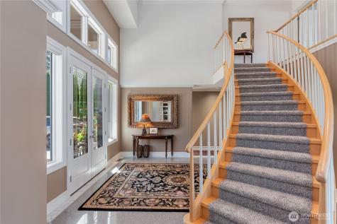 1303 Lakehurst Drive Bremerton WA 98312