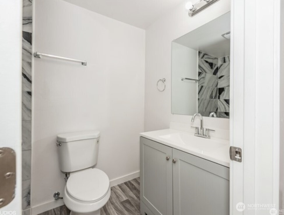 18501 52nd Avenue W Lynnwood WA 98037