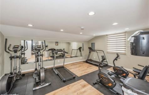 18501 52nd Avenue W Lynnwood WA 98037