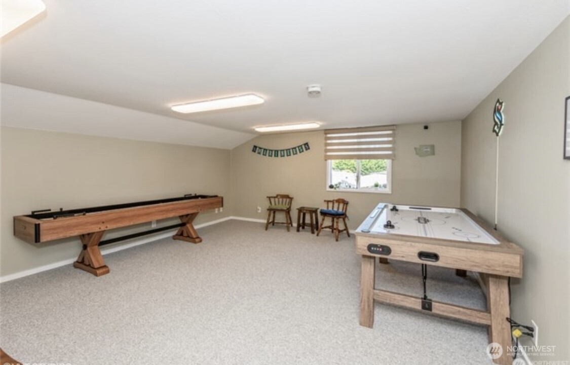 18501 52nd Avenue W Lynnwood WA 98037