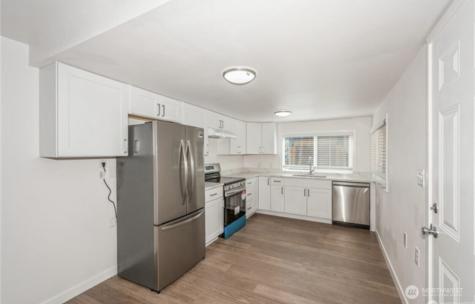 18501 52nd Avenue W Lynnwood WA 98037