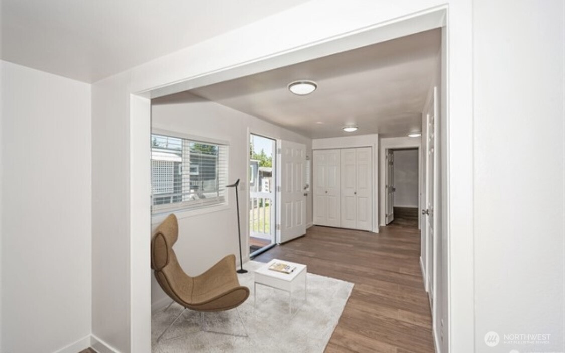 18501 52nd Avenue W Lynnwood WA 98037
