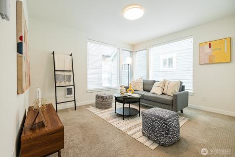 522 N 104th Street Seattle WA 98133