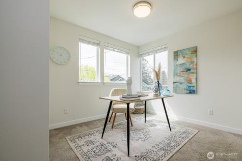 522 N 104th Street Seattle WA 98133
