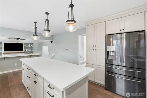 1113 SW 325th Place Federal Way WA 98023