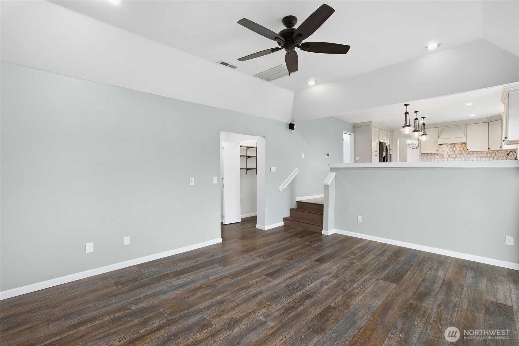 1113 SW 325th Place Federal Way WA 98023