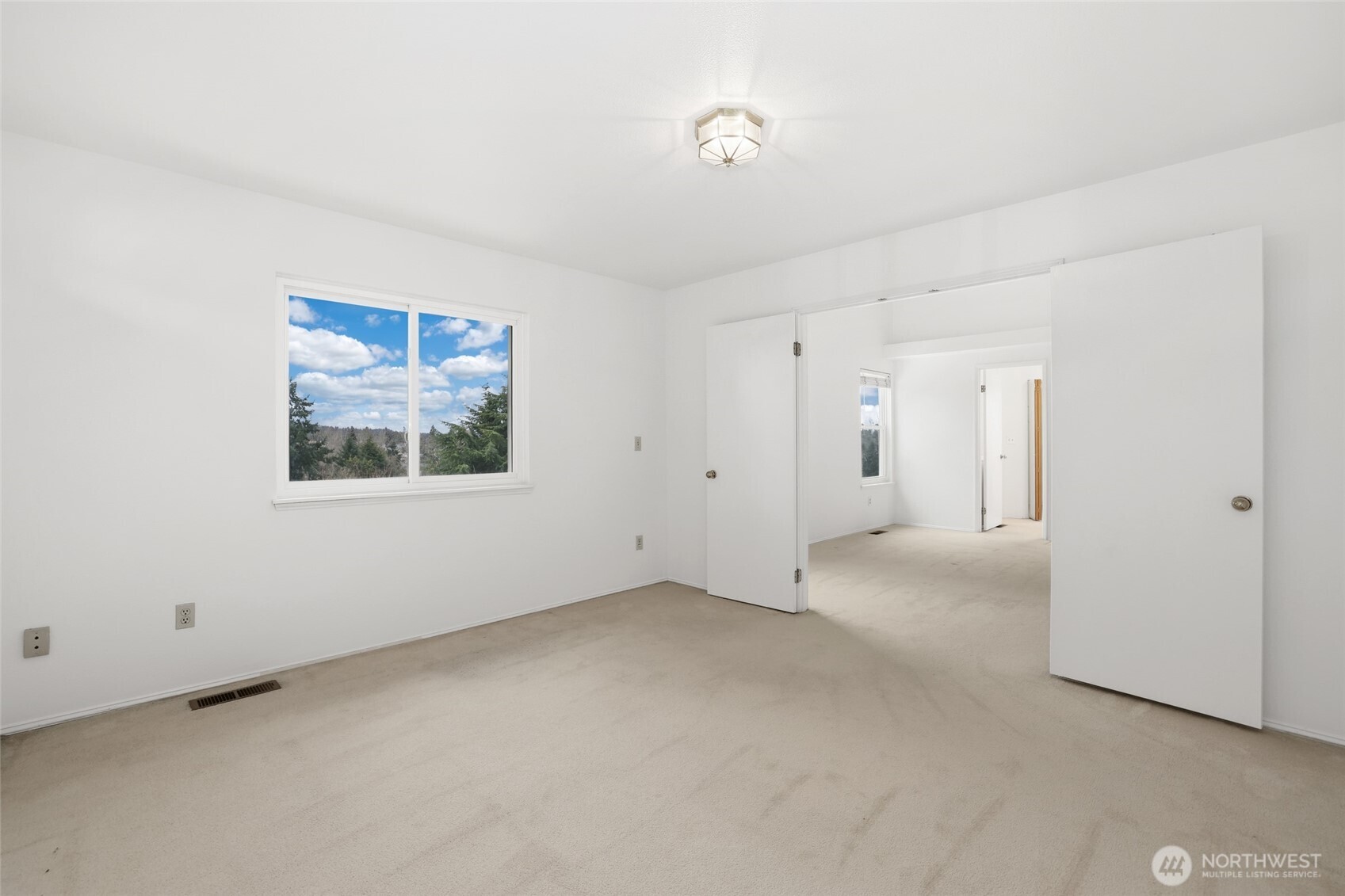1113 SW 325th Place Federal Way WA 98023