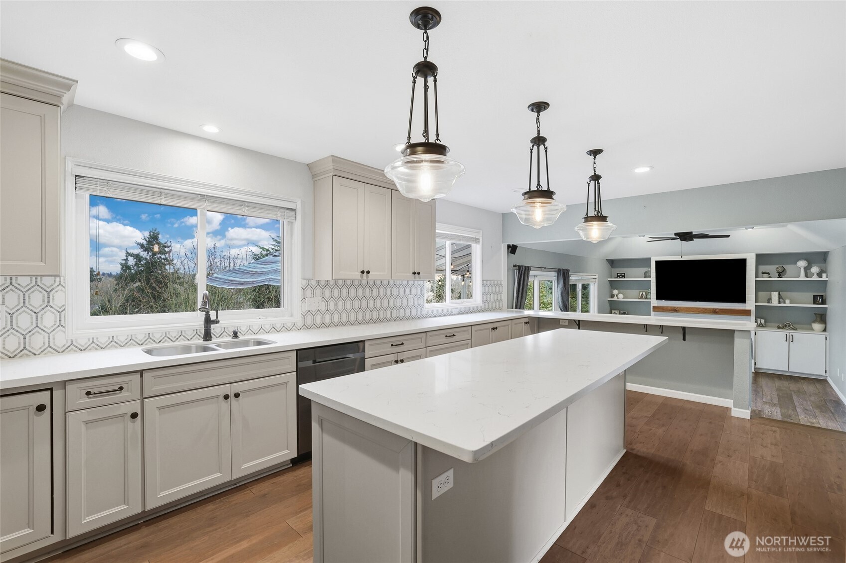 1113 SW 325th Place Federal Way WA 98023